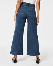Load image into Gallery viewer, 👖Tummy Control Cropped Wide-Leg Jeans