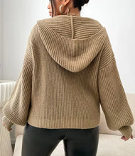 Load image into Gallery viewer, Cozy zip-up Sweater