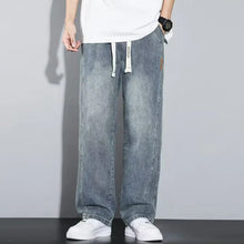 Load image into Gallery viewer, Men's loose straight jeans
