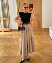 Load image into Gallery viewer, Monarch Contrast Maxi Dress
