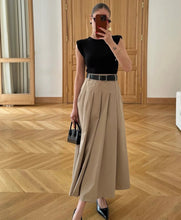 Load image into Gallery viewer, Monarch Contrast Maxi Dress
