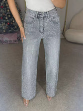 Load image into Gallery viewer, Straight Leg Jeans With Rhinestones
